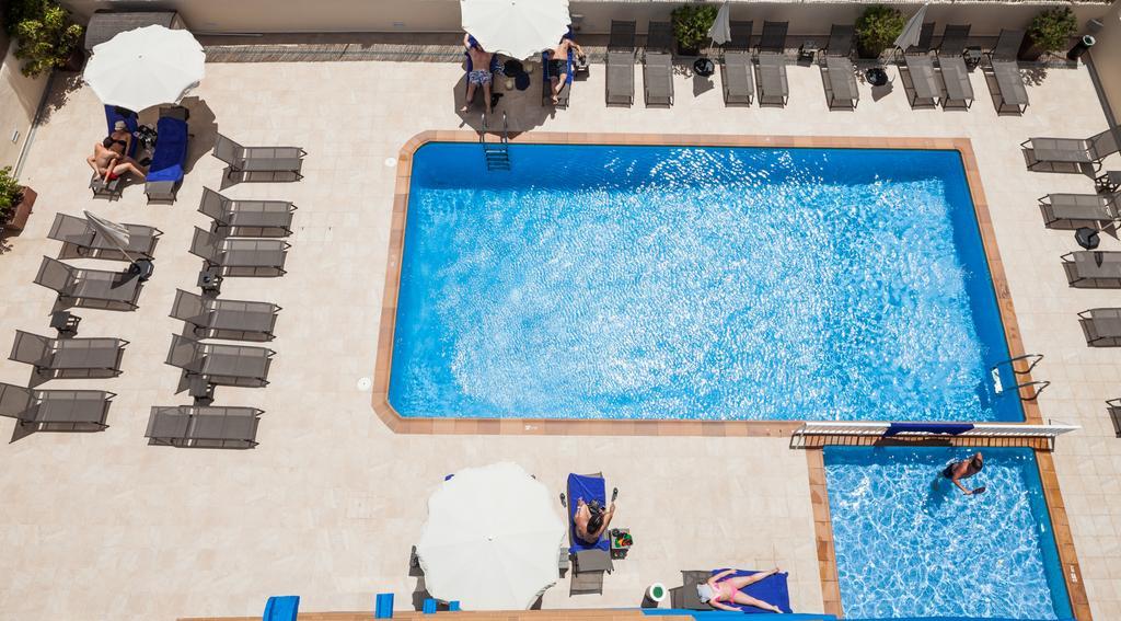 Ibiza Heaven Apartments (Adults Only) Playa d'en Bossa Bagian luar foto